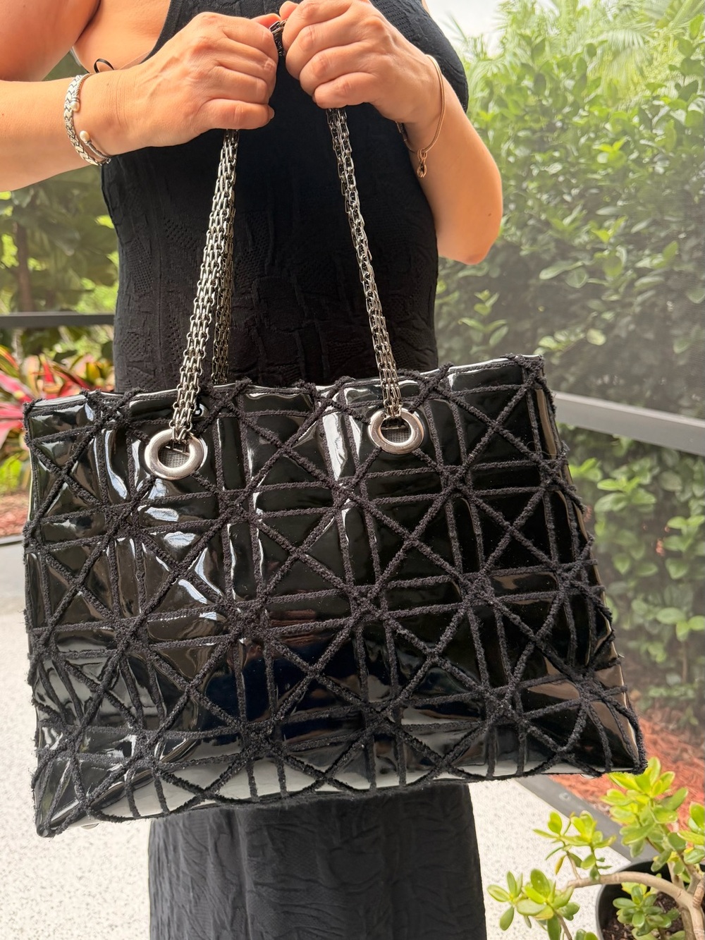 Big Buddha Santa Barbara Quilted Black Patent Tote Bag Gunmetal Chain - Picture 3 of 7
